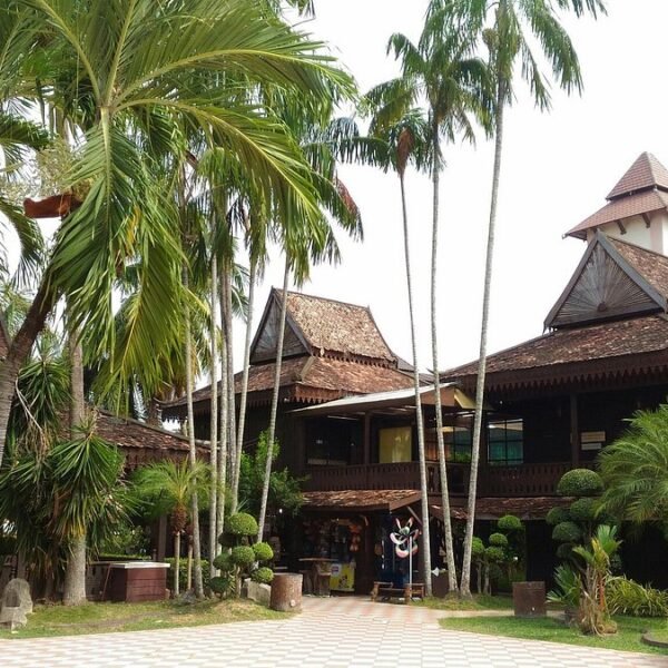 How To Experience Kota Bharu Like A Local