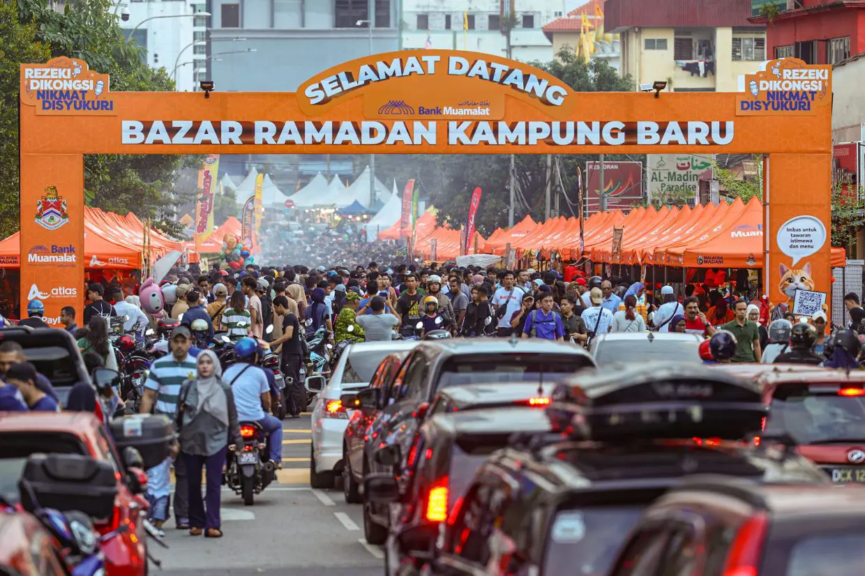 Top 10 Bazaars to Visit During Ramadan