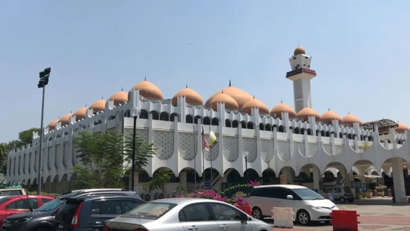 Masjid Sultan Idris Shah II (Masjid Negeri Perak) – A Majestic Landmark in Ipoh