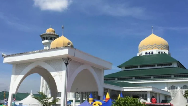 Masjid Al Munawwarah, Shah Alam- A Symbol of Faith and Community Spirit