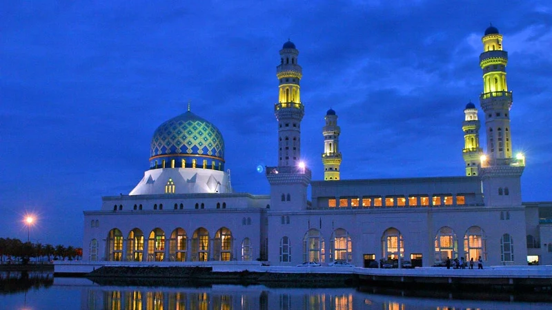 Masjid Bandaraya Kota Kinabalu-The Floating Mosque of Sabah