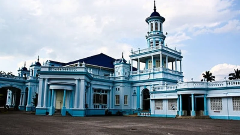 Masjid Jamek Pasir Pelangi-A Royal Mosque of Timeless Grace in Johor Bahru