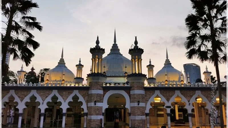 Masjid Jamek Sultan Abdul Samad- The Oldest Mosque in Kuala Lumpur’s Historic Heart
